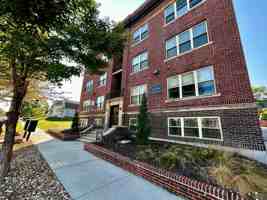 featured image of 528 S 29th St