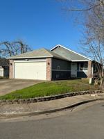 featured image of 115 Lyon Pl S