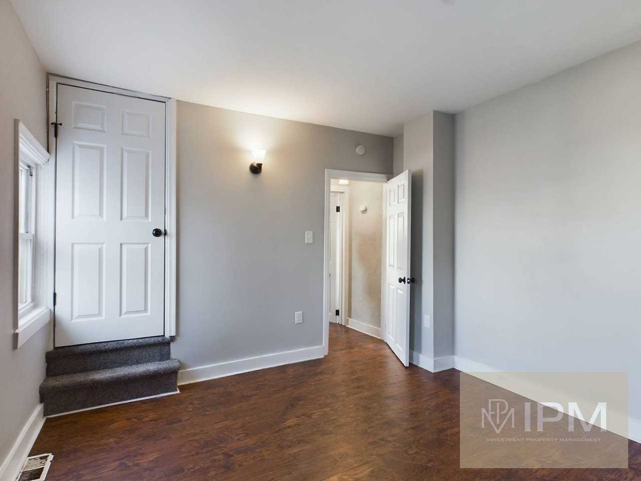 716 School St - Photo 7 of 16