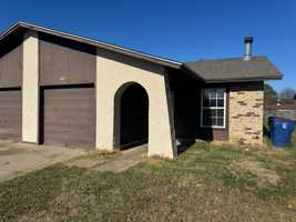 featured image of 6825 Jackson St