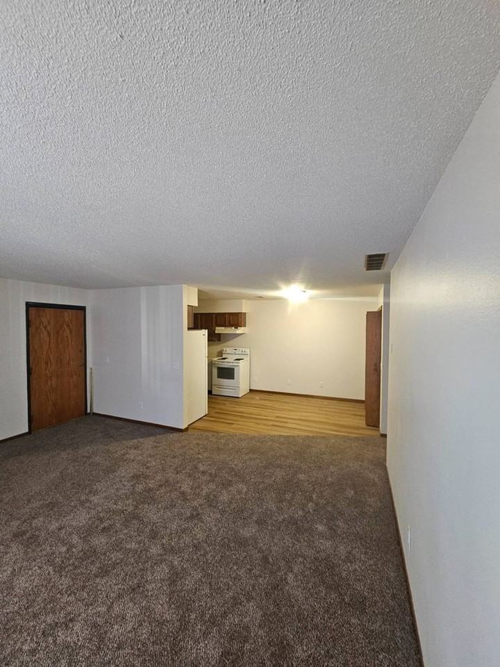 Carroll 31-Unit - Photo 4 of 11