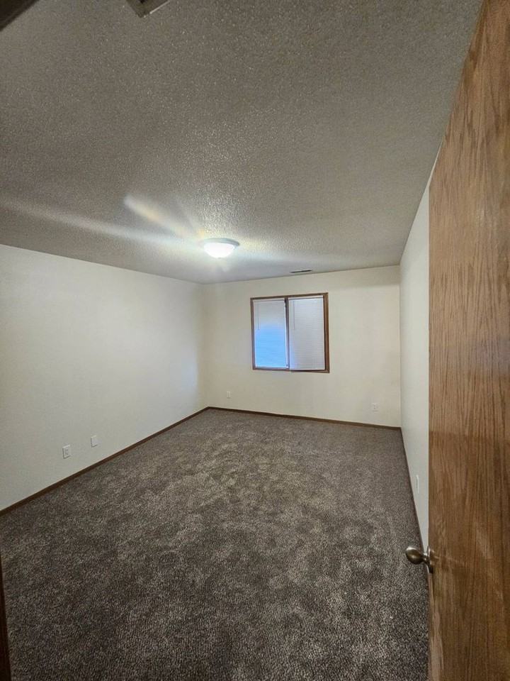 Carroll 31-Unit - Photo 7 of 11