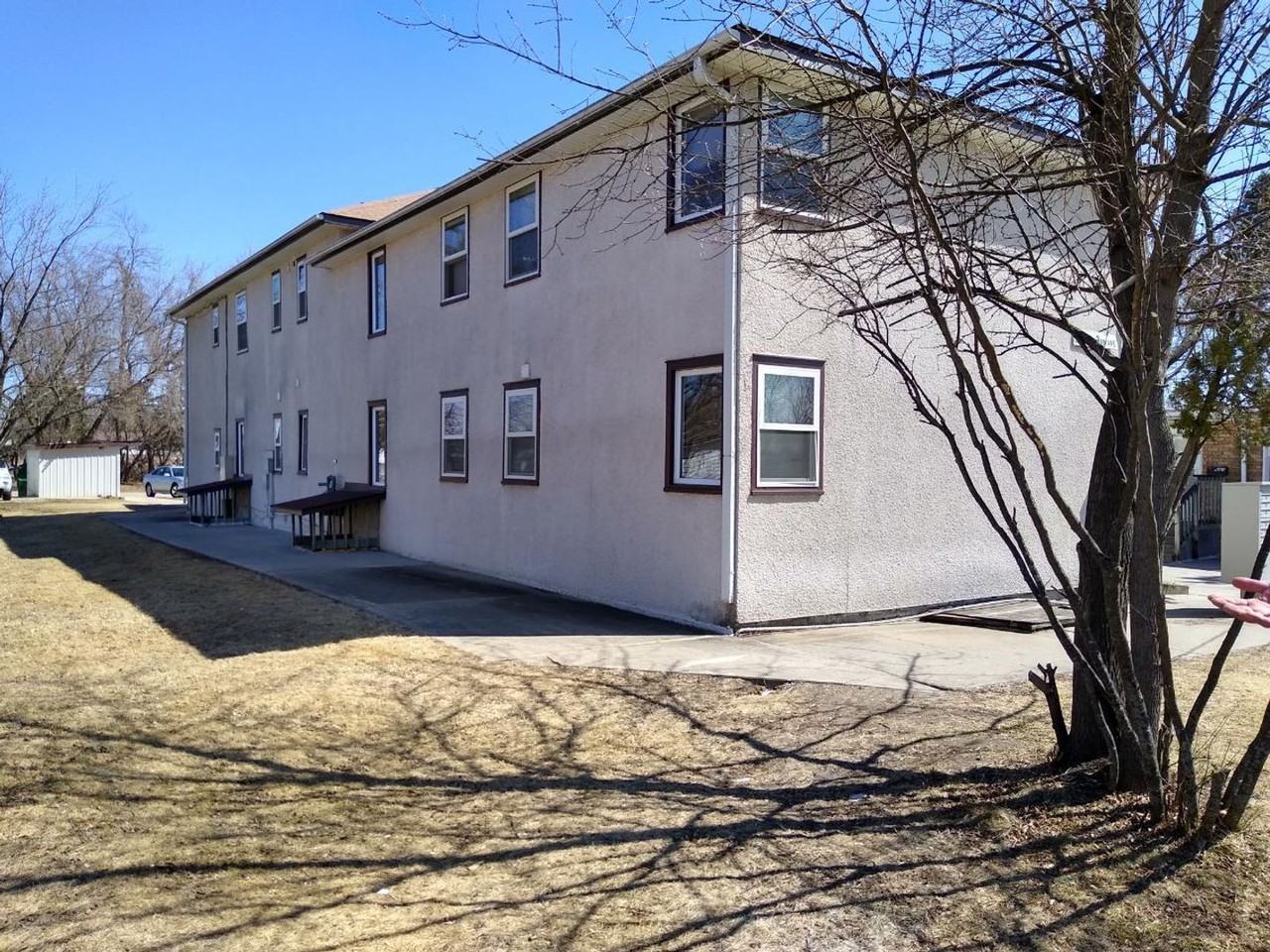 212 Ne 3rd Ave - Photo 3 of 3