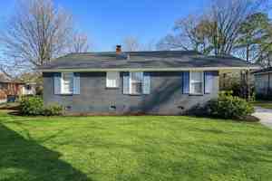 featured image of 3350 Ashland St