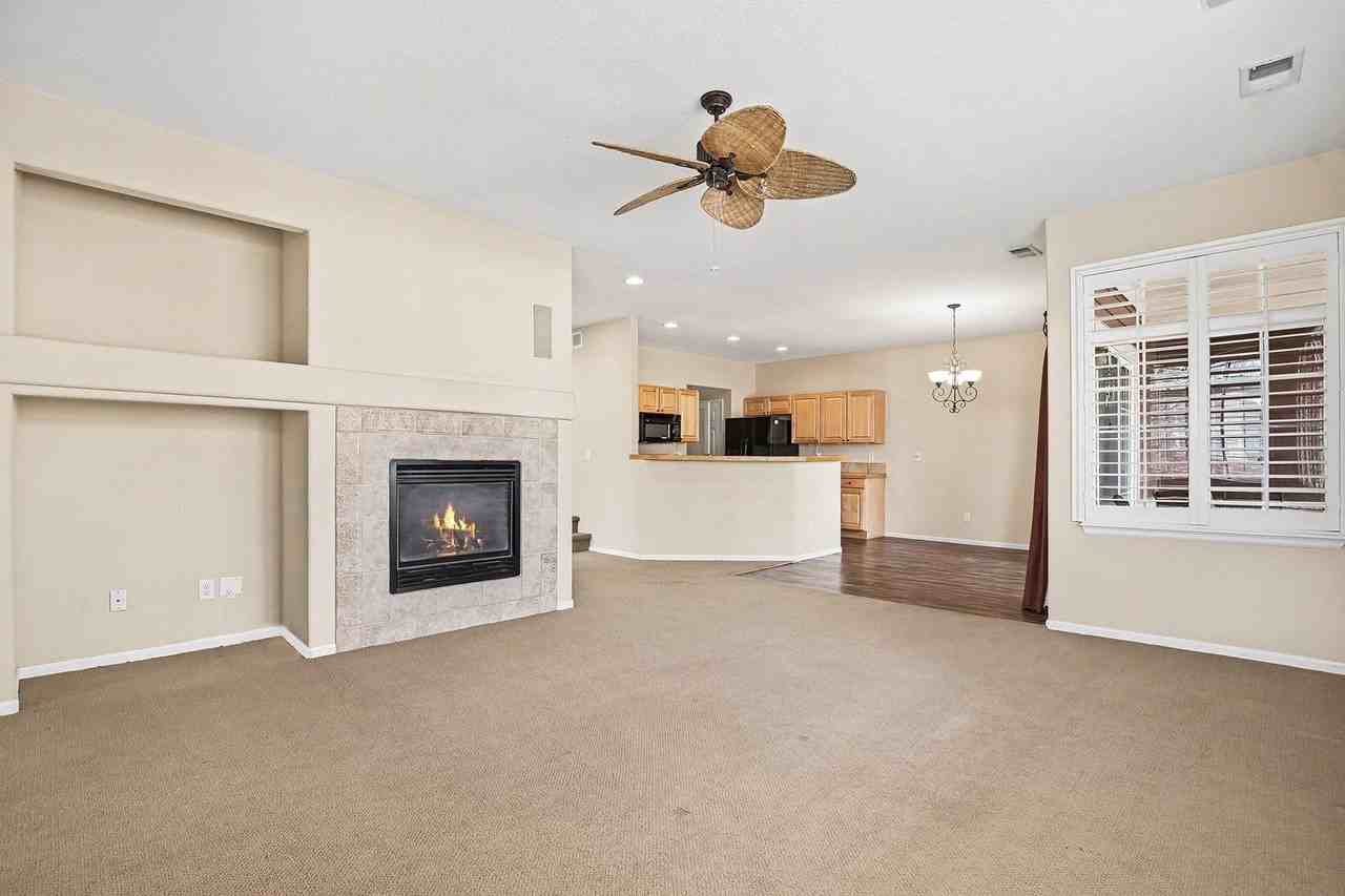 13803 Legend Way - Photo 6 of 32