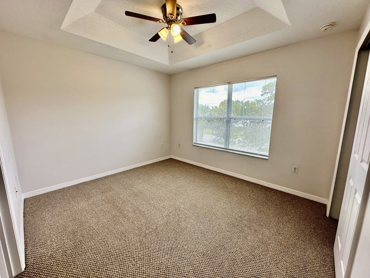 5206 Paradise Cay Cir #1 - Photo 6 of 19