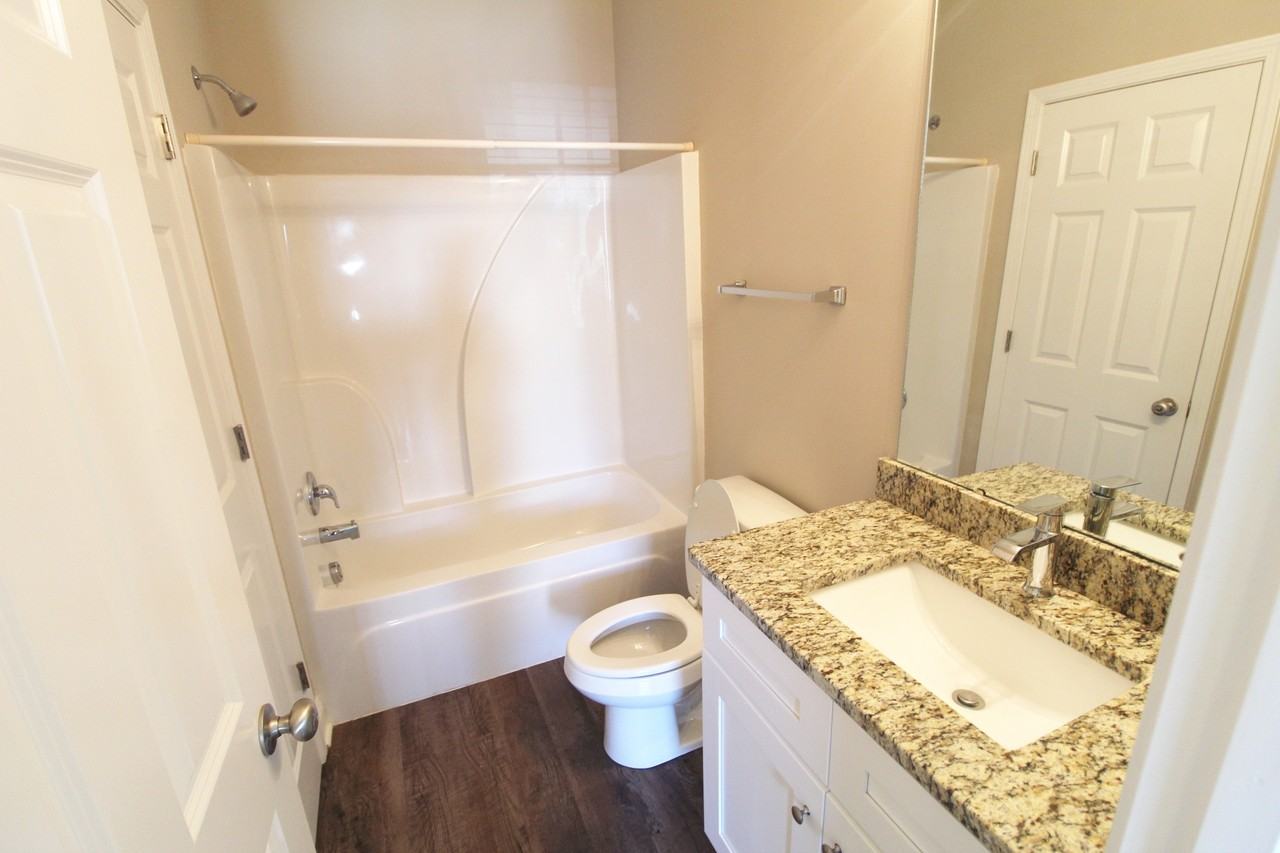 102 Waybill Cir - Photo 2 of 9