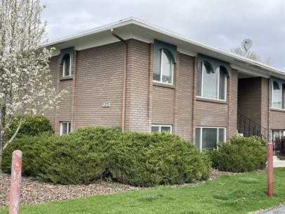 549 E Stringham Ave #A - Photo 6 of 8