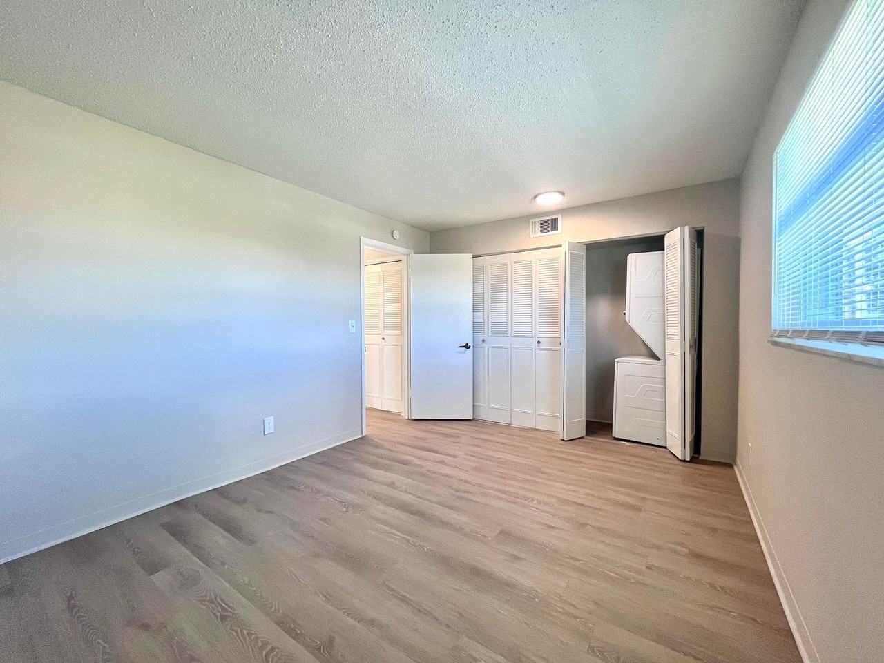 Raven at Monterey - Photo 4 of 15