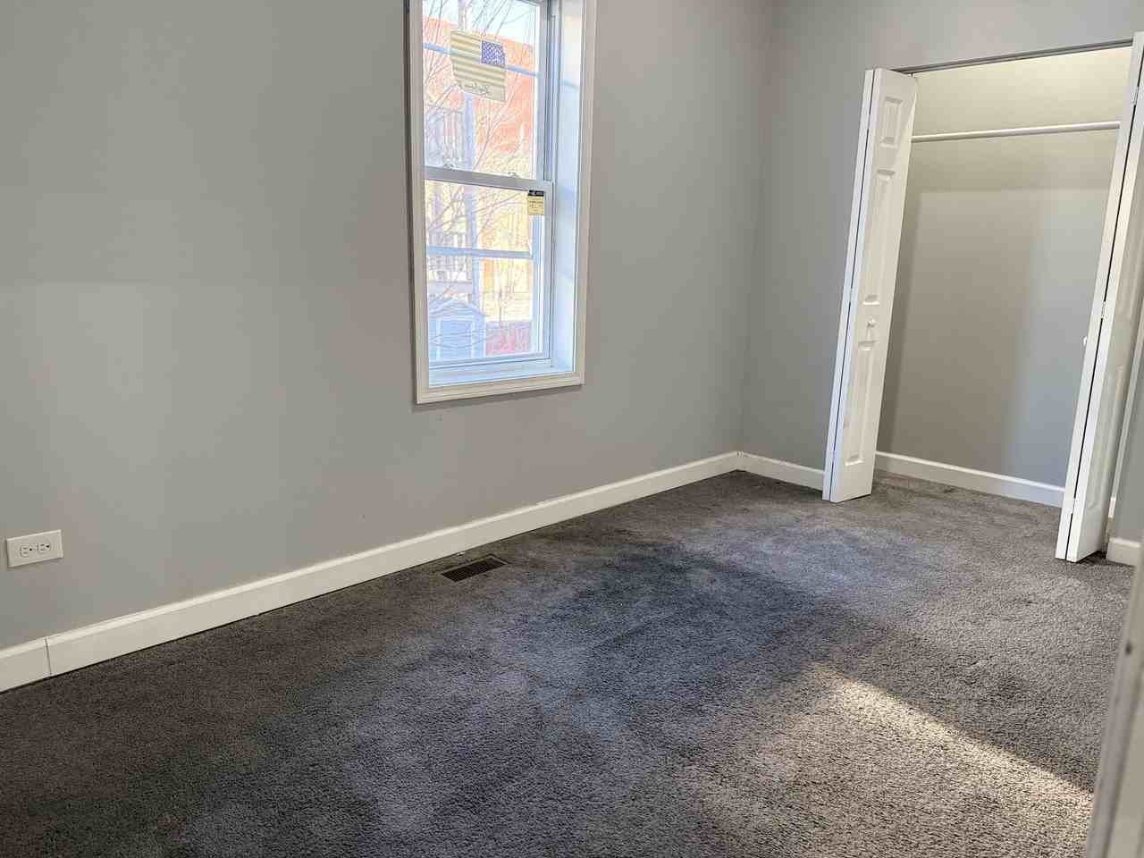 9605 S Avenue L #1F - Photo 5 of 10