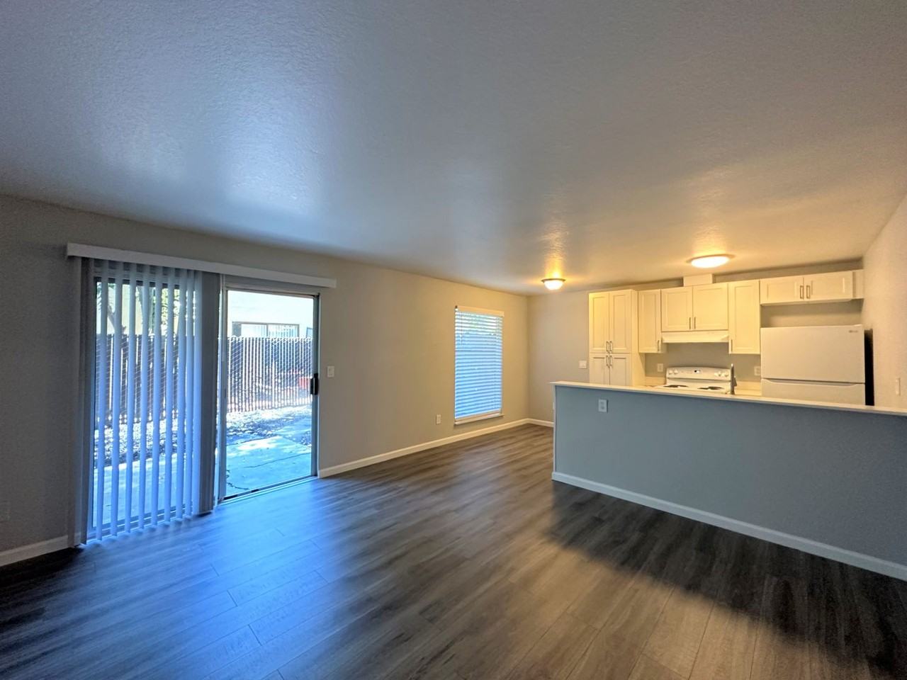 Lincoln Crest Apartments - Photo 5 of 11