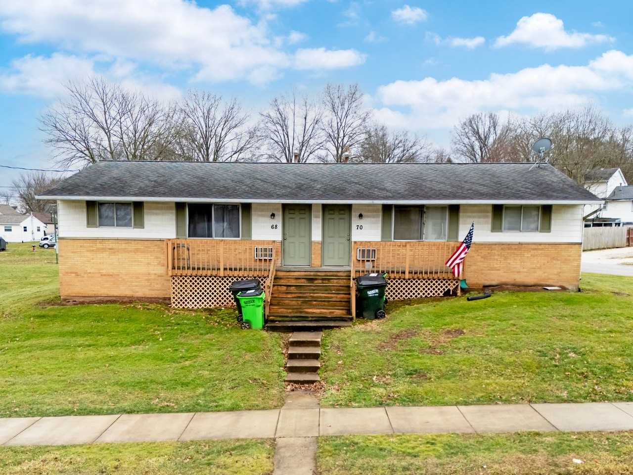 70 Home St - Photo 2 of 18