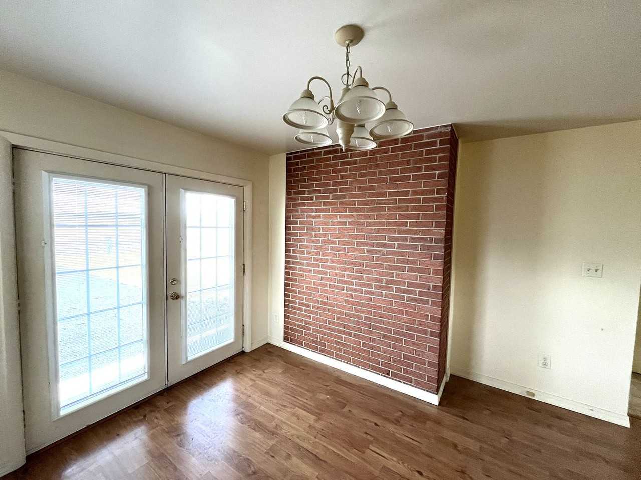 5047 Cumberland Hwy - Photo 7 of 50