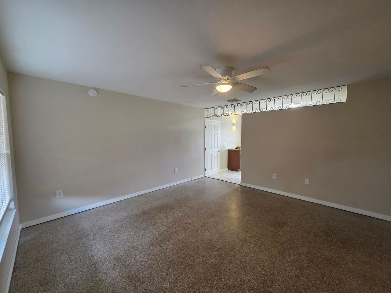1631 4th Ct - Photo 2 of 14