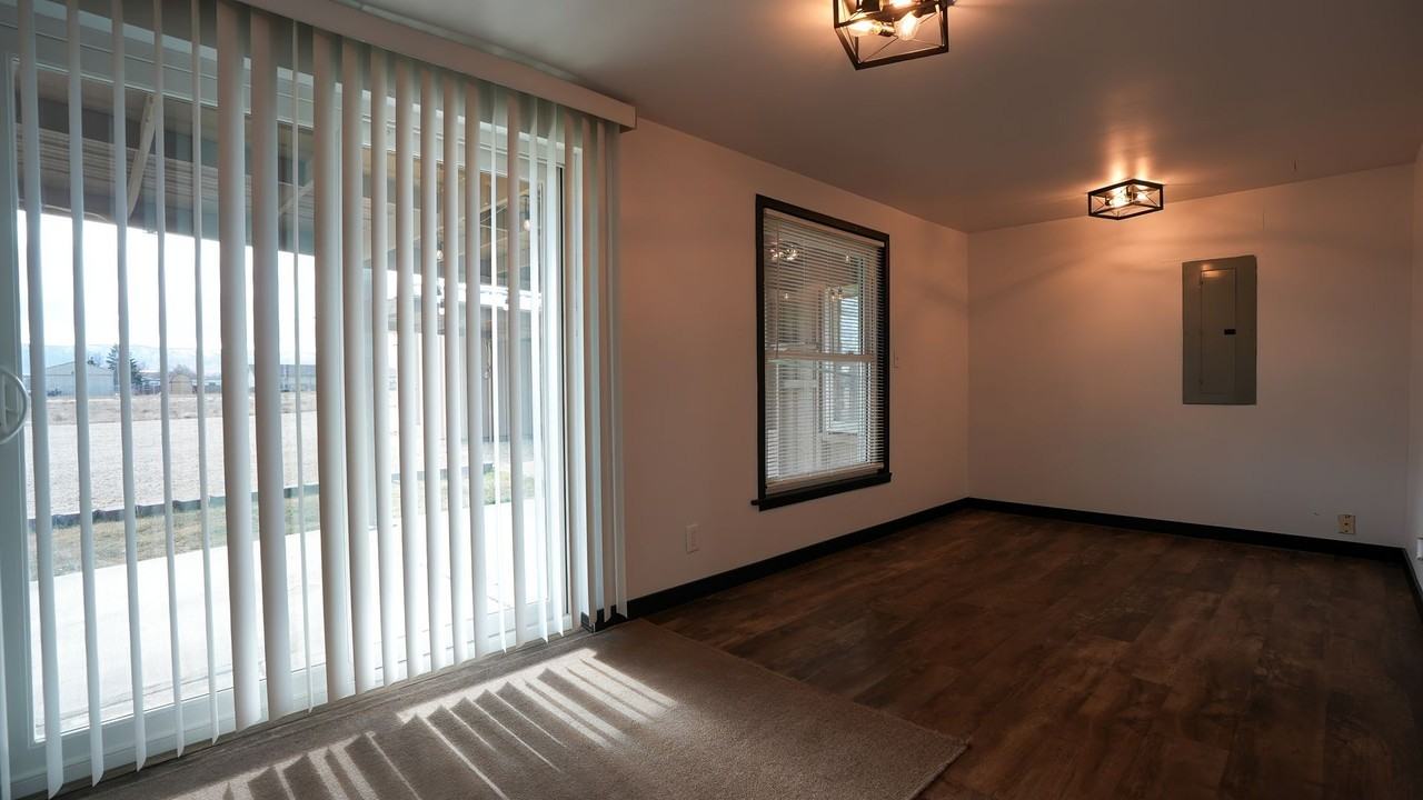 2627 Melodi Ln - Photo 4 of 13