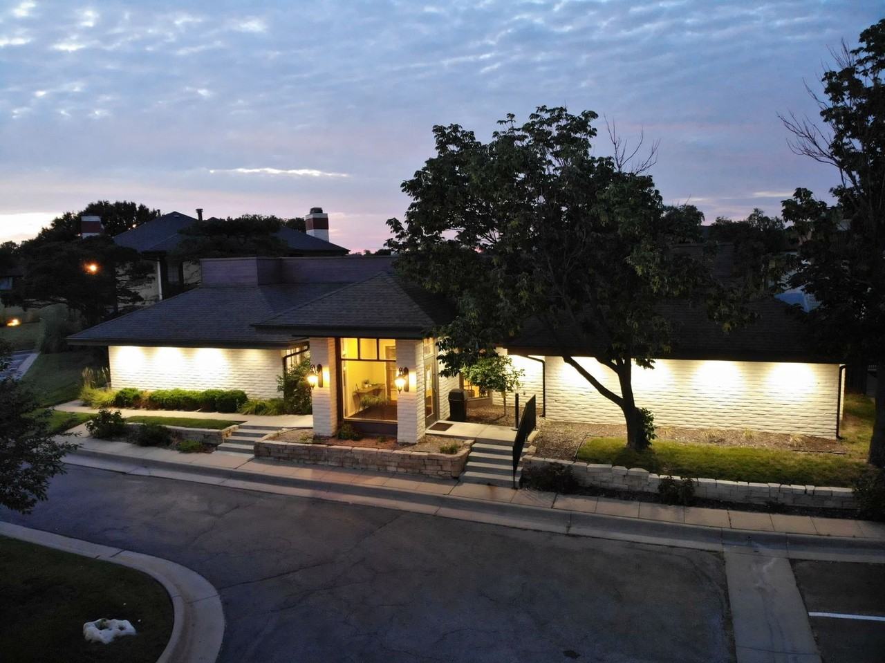 Flying Squirrel Apartments - Photo 7 of 7