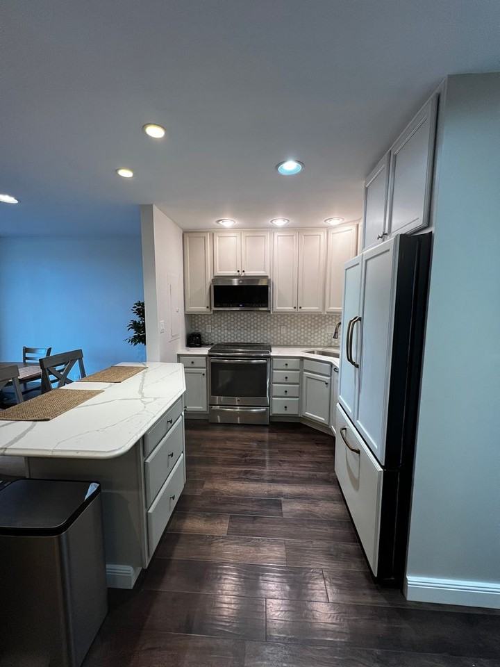 1800 Roundhill Rd #1503 - Photo 5 of 18