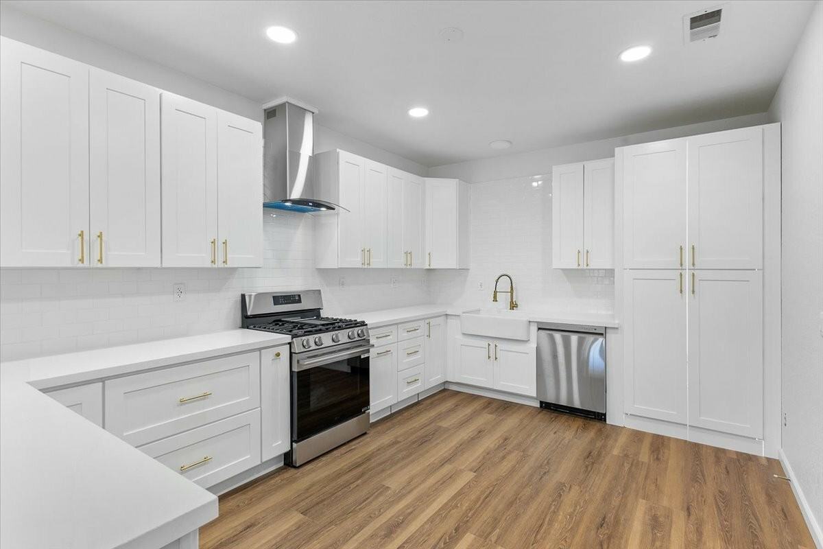 302 Laurel Ct - Photo 6 of 27