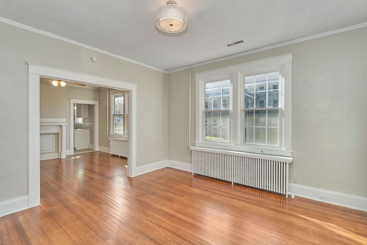 2118 Fairfax Ave - Photo 4 of 26