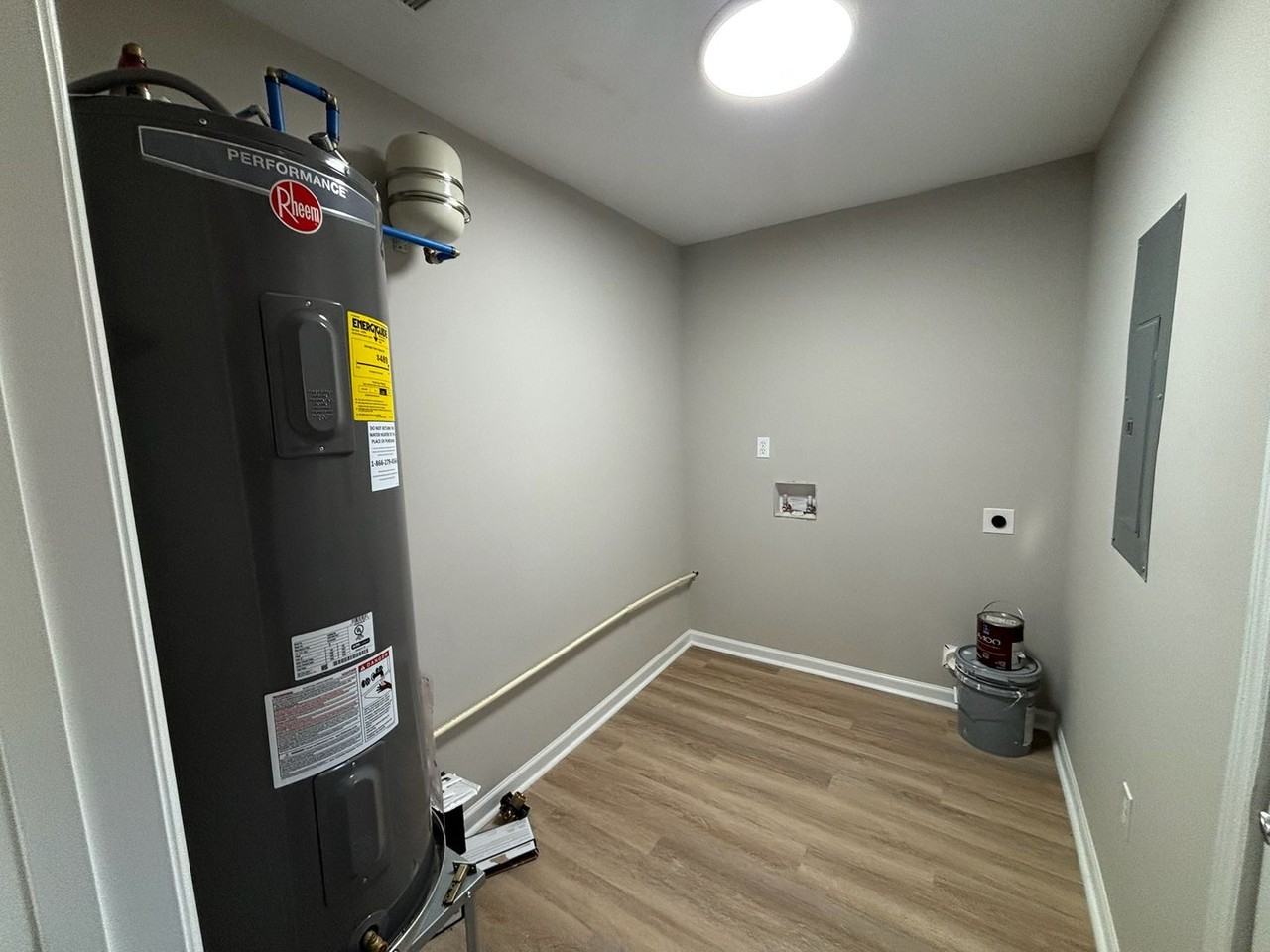 5318 Delray Dr - Photo 7 of 18