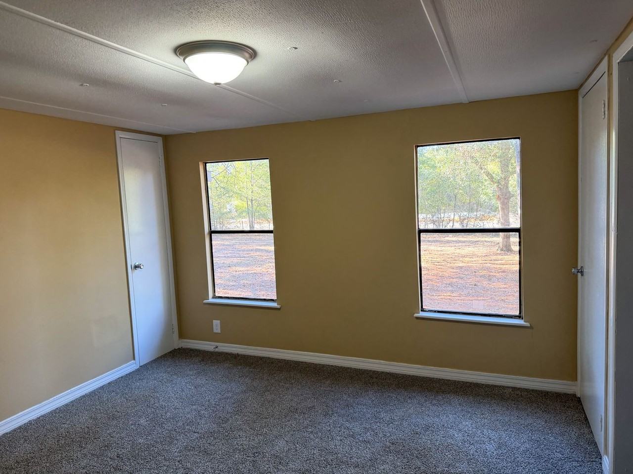 6117 Clover St - Photo 7 of 12