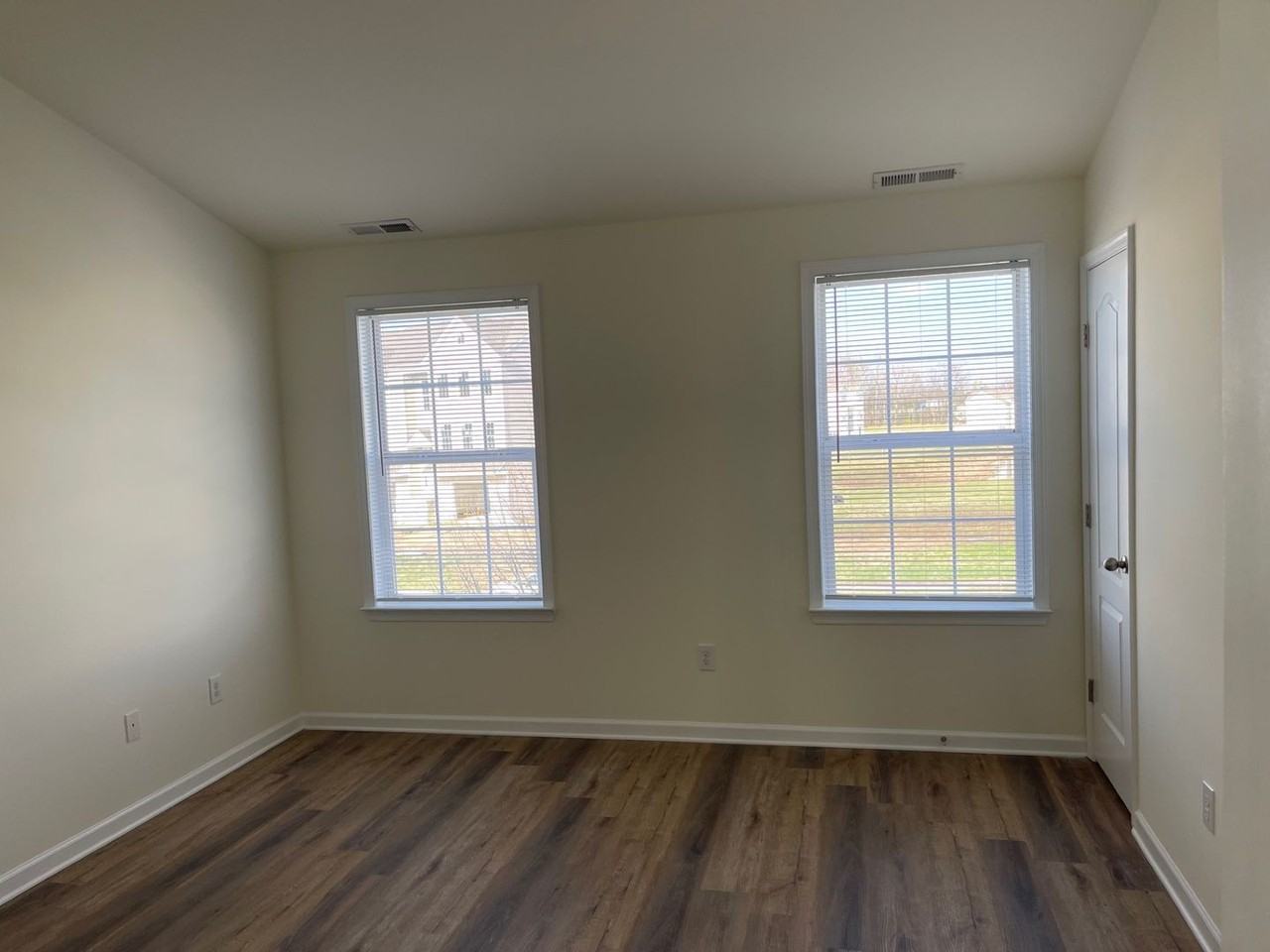 5 Mariner Ct - Photo 7 of 8