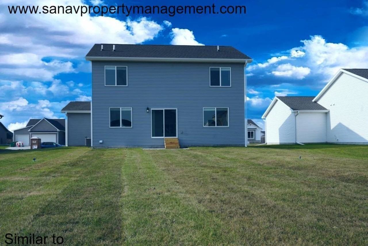 317 11th St Nw - Photo 2 of 35