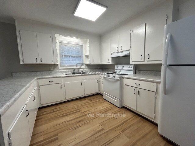 17 Wintergreen Ln - Photo 6 of 20