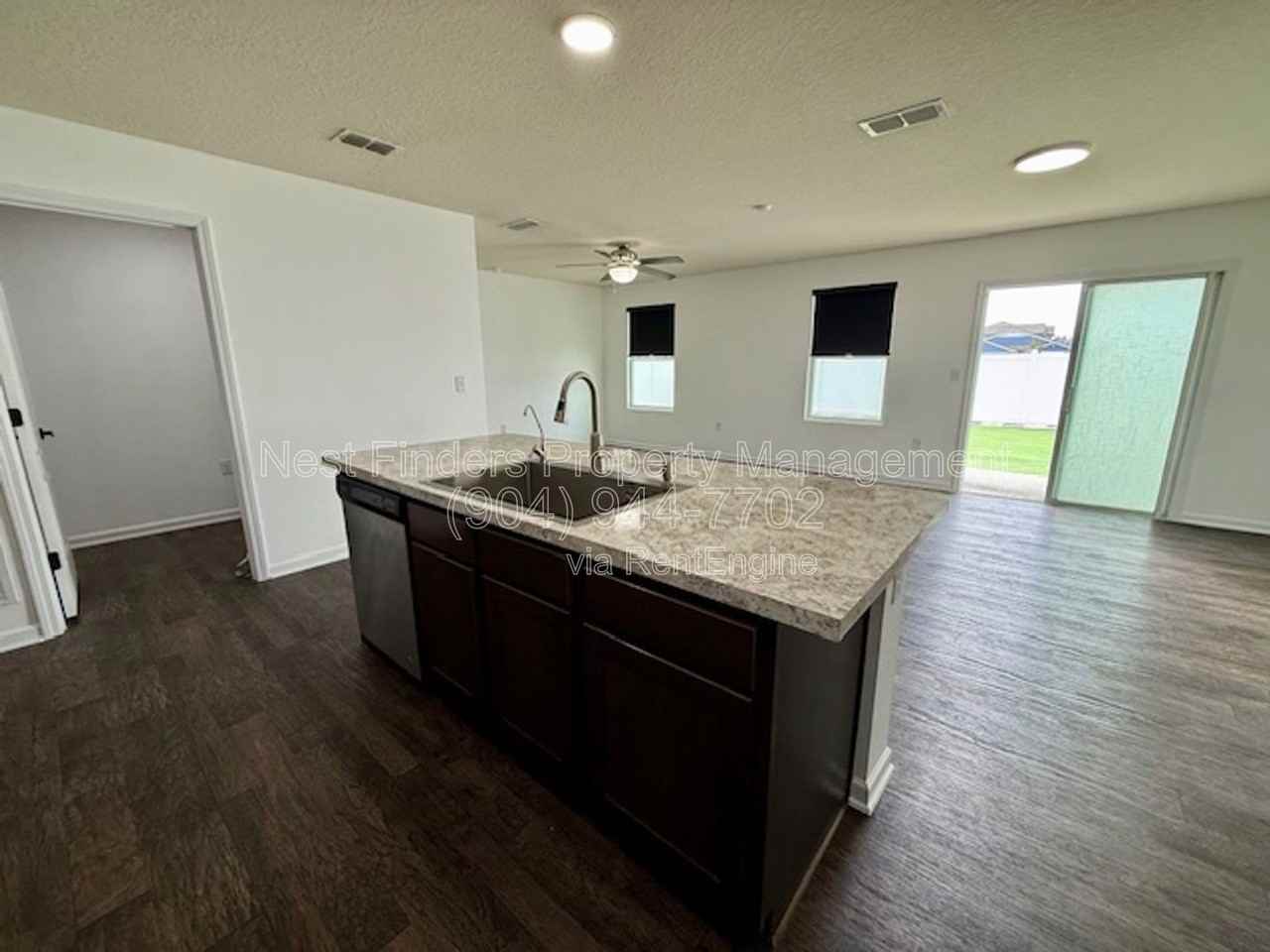 3640 Alta Lakes Blvd - Photo 4 of 29