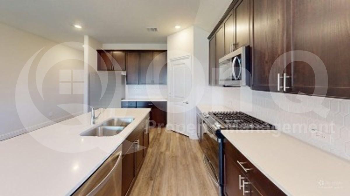 613 Huntley Dr - Photo 5 of 28