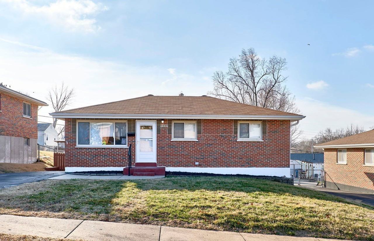 9530 Cote Brilliante Ave - Photo 2 of 32