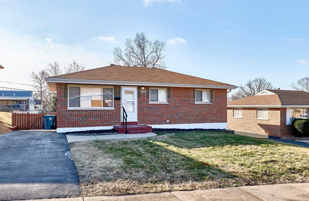 9530 Cote Brilliante Ave - Photo 3 of 32