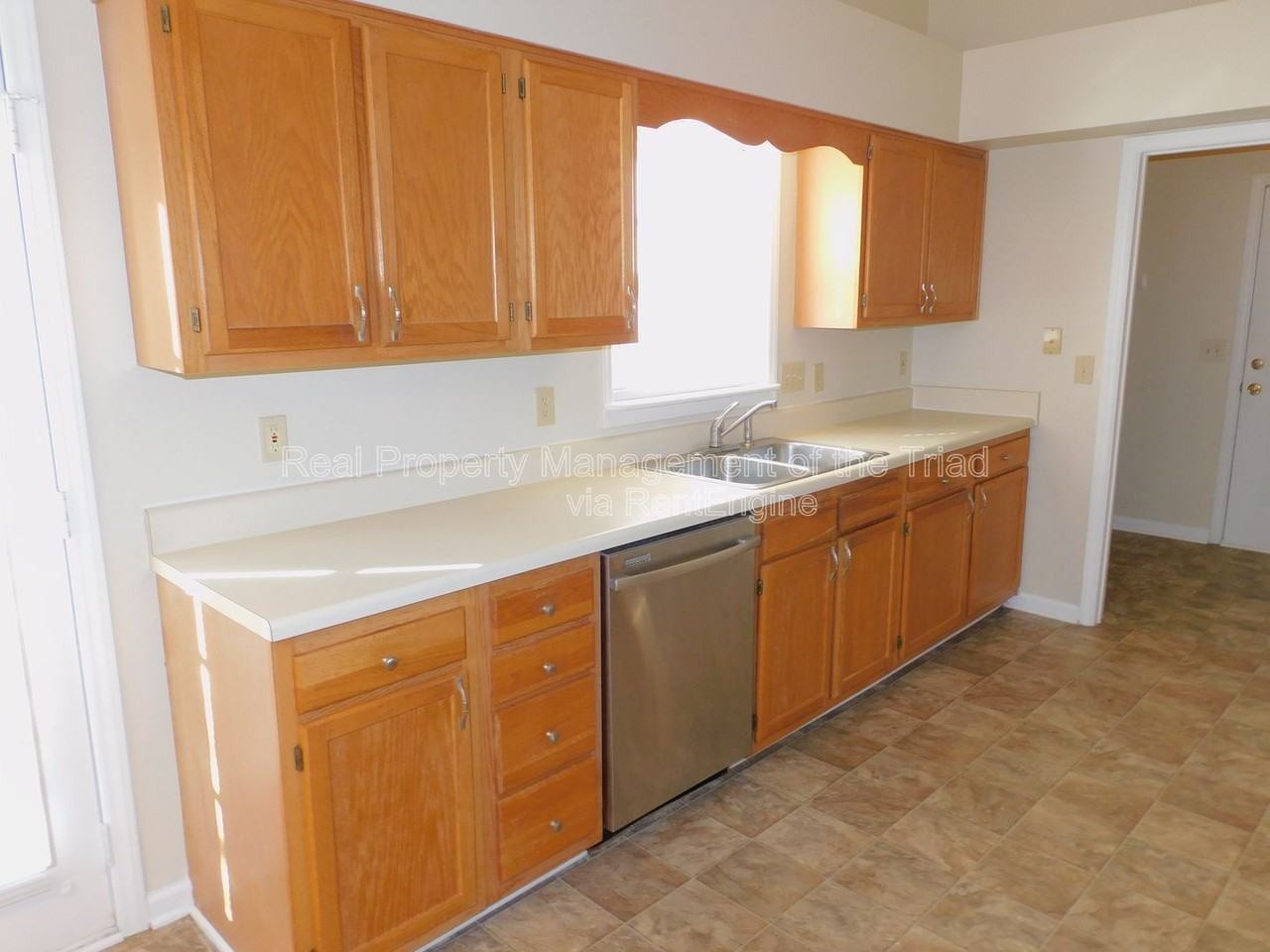 600 Pecan Ridge Cir - Photo 6 of 27