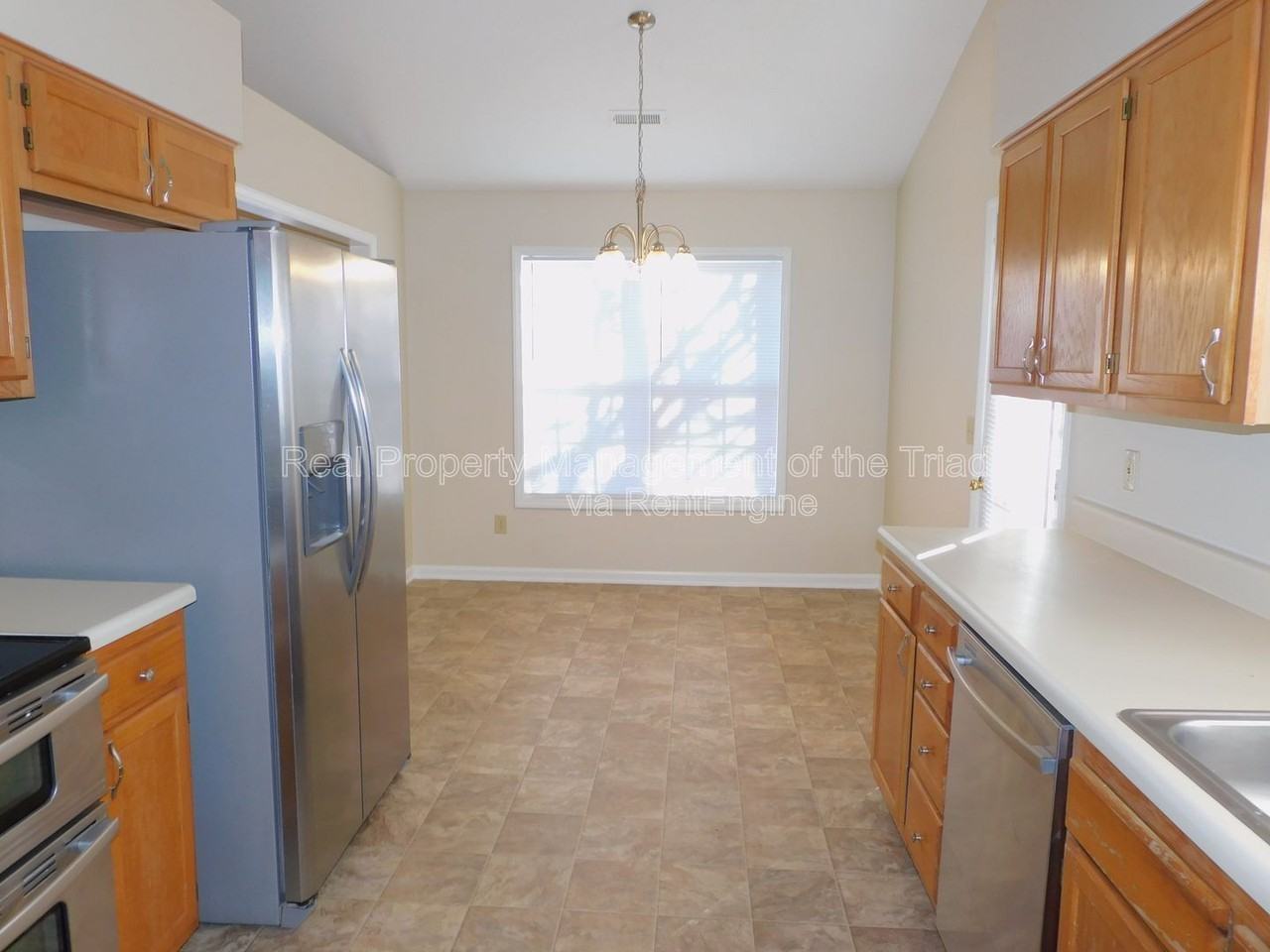 600 Pecan Ridge Cir - Photo 7 of 27