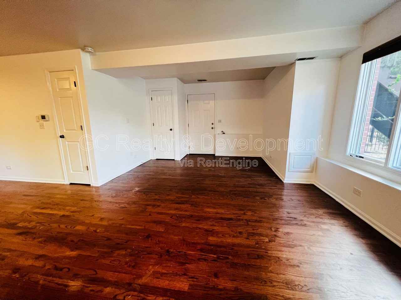 1756 W Roscoe St #1 - Photo 6 of 19