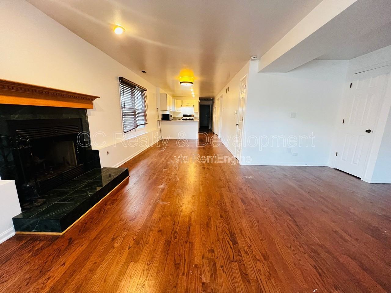 1756 W Roscoe St #1 - Photo 7 of 19