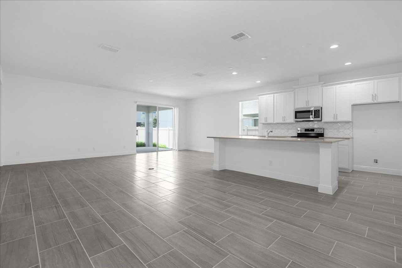 7707 Scicli Way - Photo 4 of 25