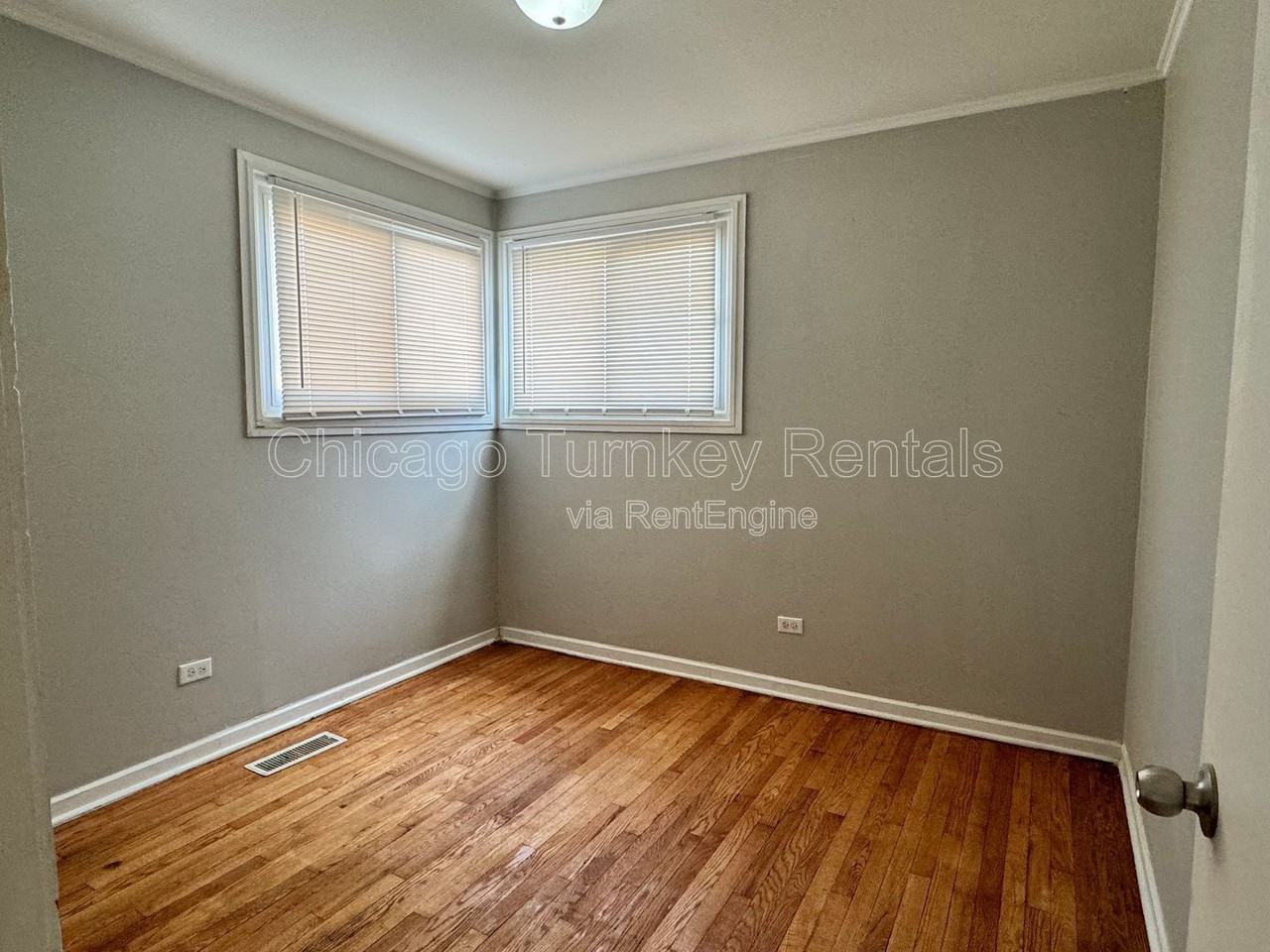 14231 Dobson Ave - Photo 7 of 15