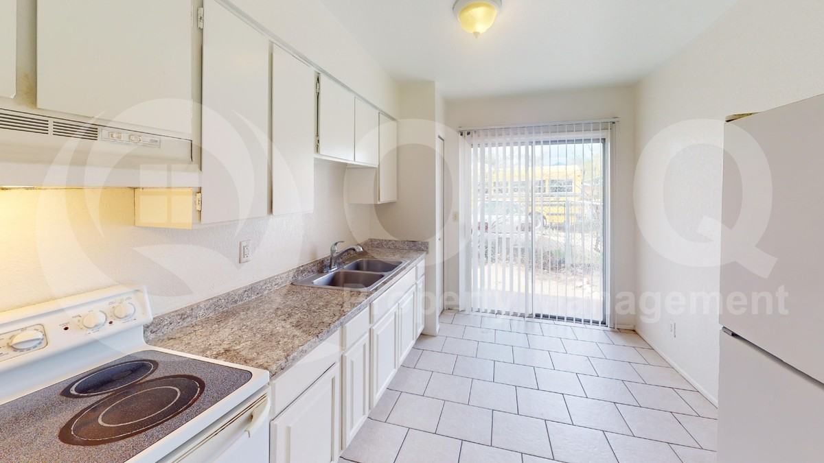 1229 E 25th St - Photo 3 of 11