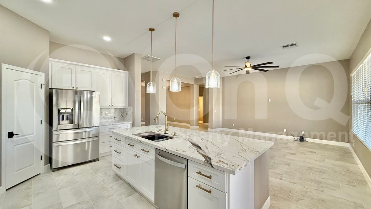 10722 E Lobo Ave - Photo 4 of 23