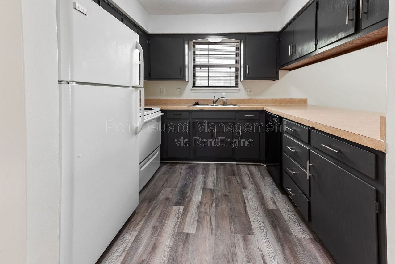 7015 N Chas Dr #F - Photo 7 of 24