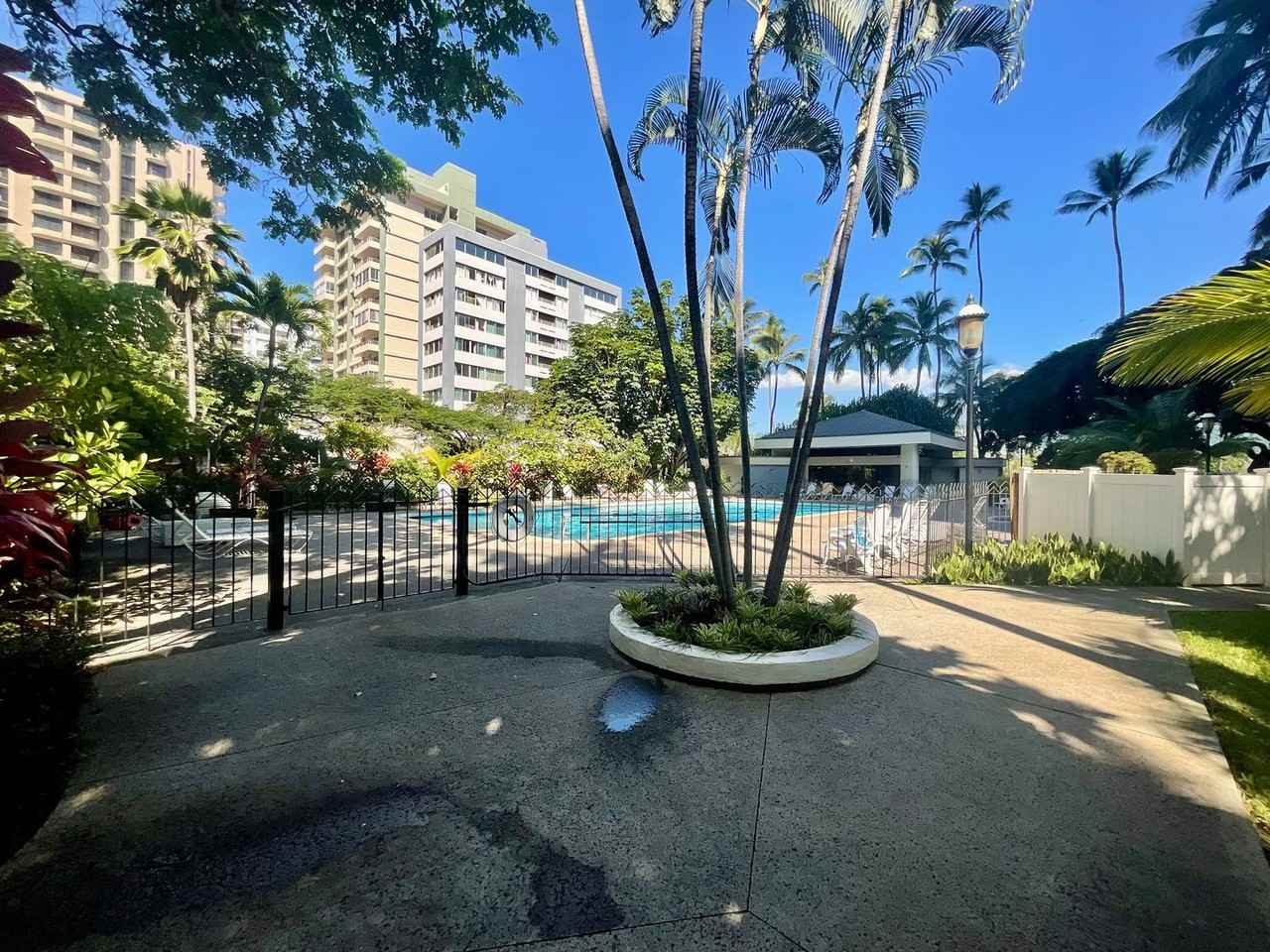 300 Nanu St #I905 - Photo 6 of 28