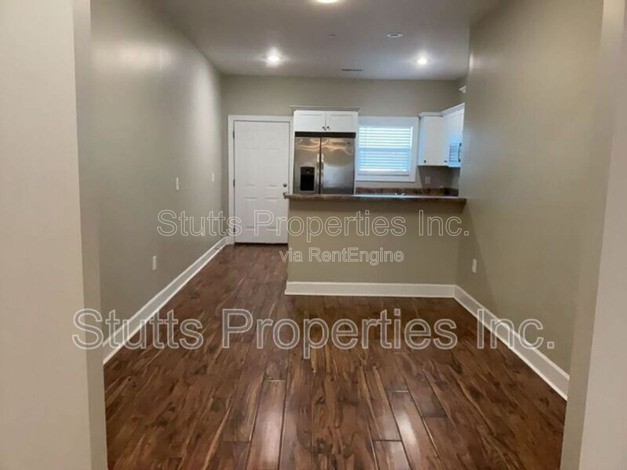 145 Bruin Pl #103 - Photo 3 of 12