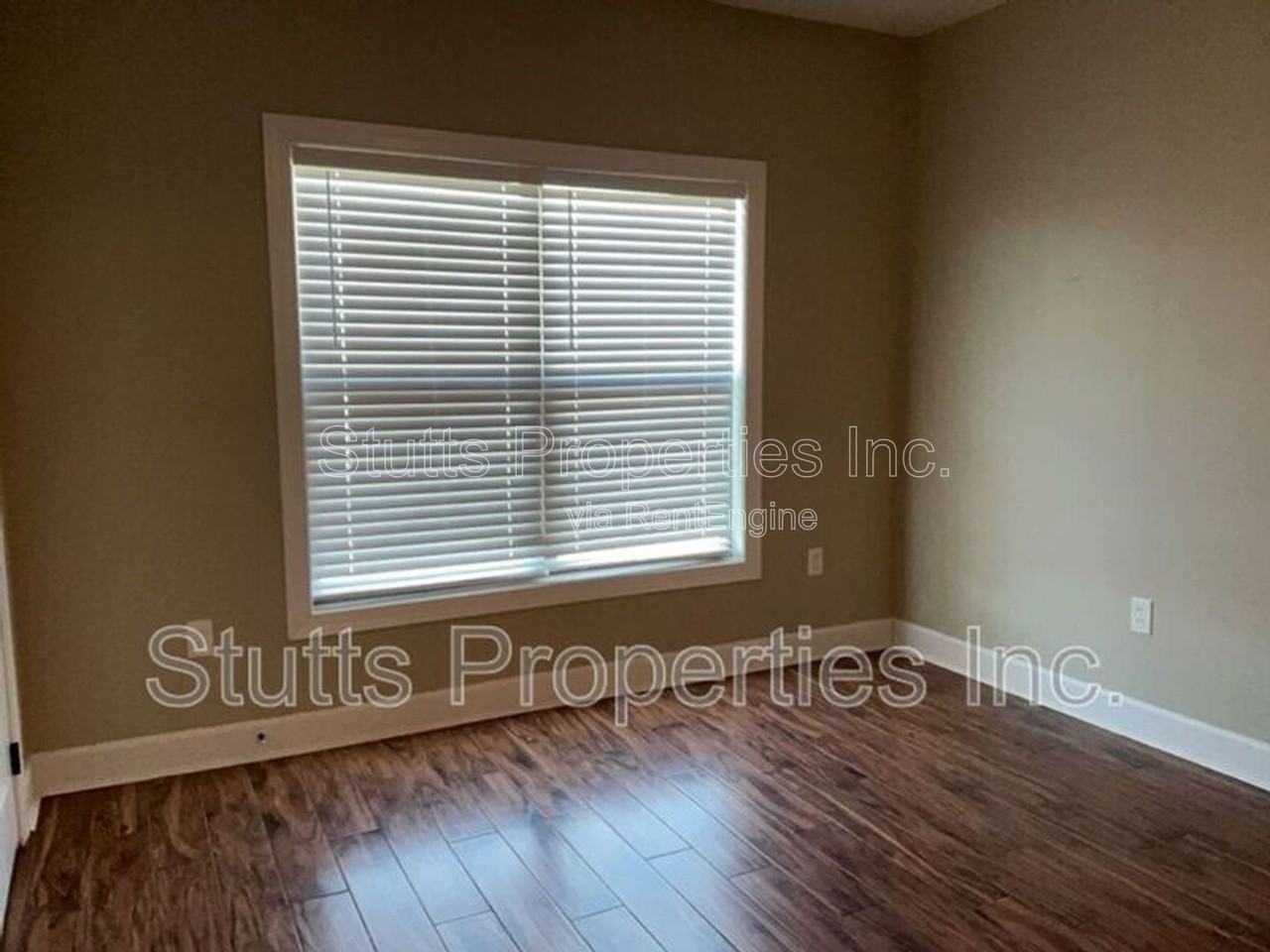 145 Bruin Pl #103 - Photo 5 of 12