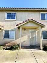 936 W 13th St #C - Photo 1 of 1