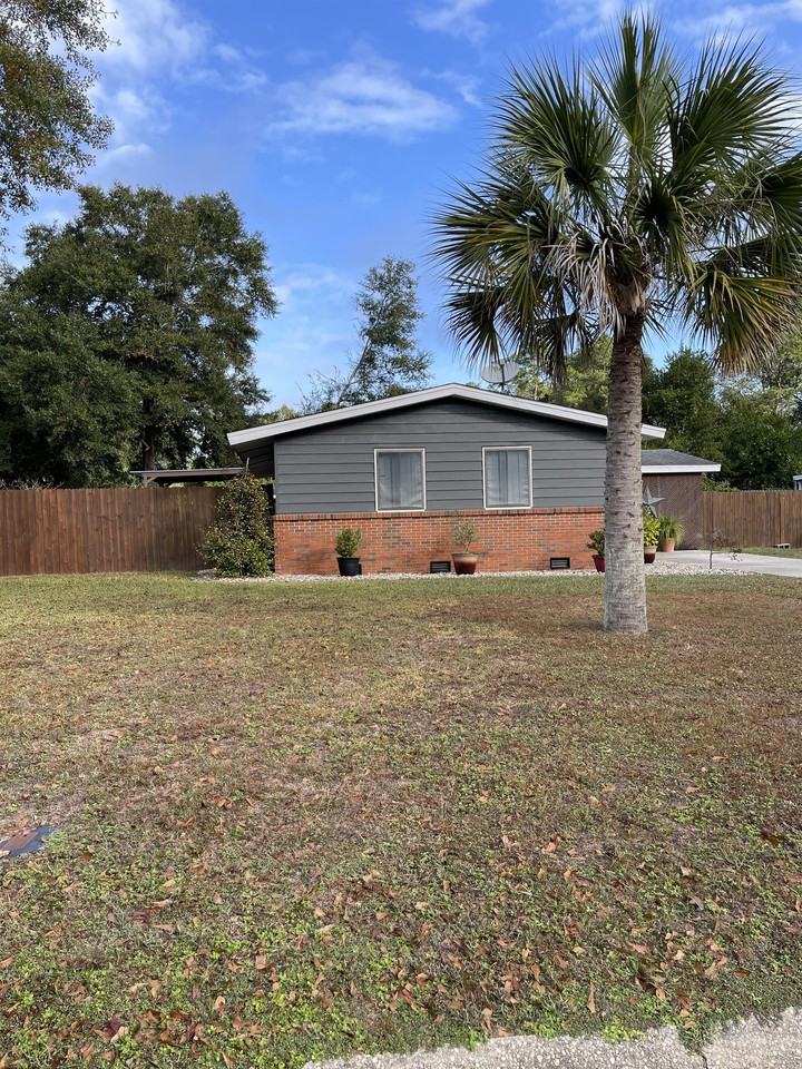 6558 College Dr - Photo 6 of 25