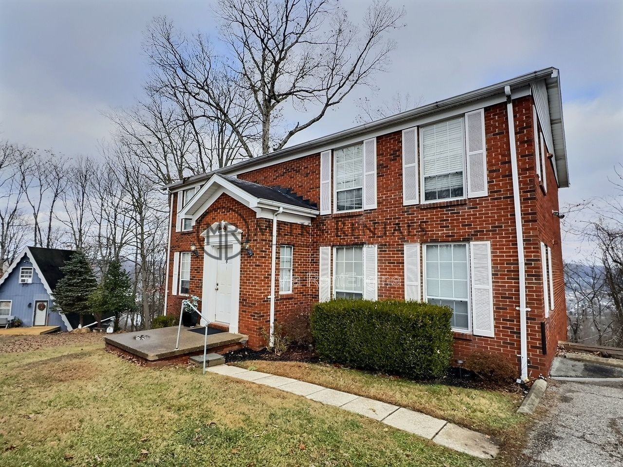 4B Dalton Way - Photo 3 of 10