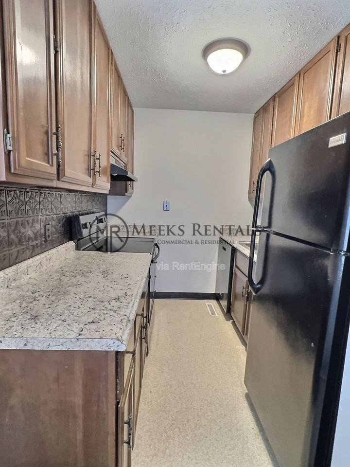 4B Dalton Way - Photo 7 of 10