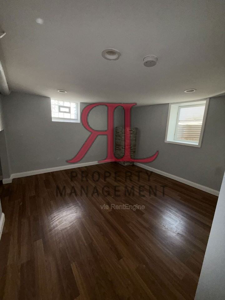 722 Sheridan Ave #C - Photo 7 of 14