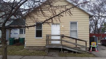 featured image of 857 Royce Ave